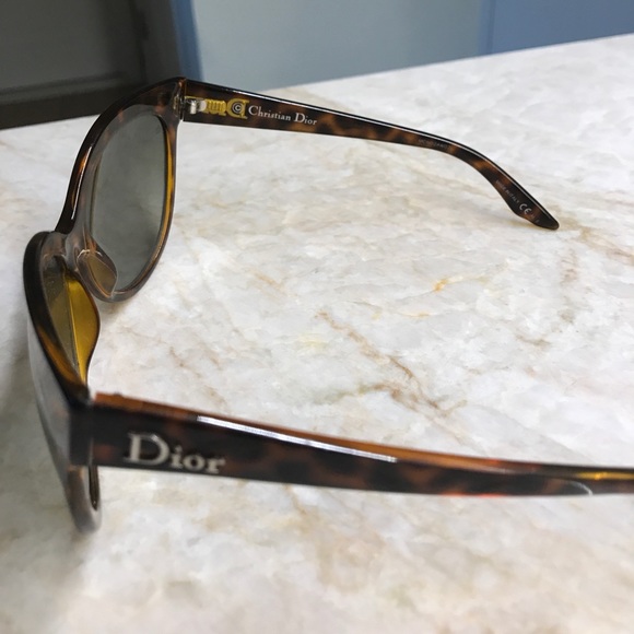 Dior Sunglasses - Picture 4 of 5